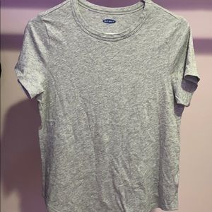 Grey Old Navy T-shirt